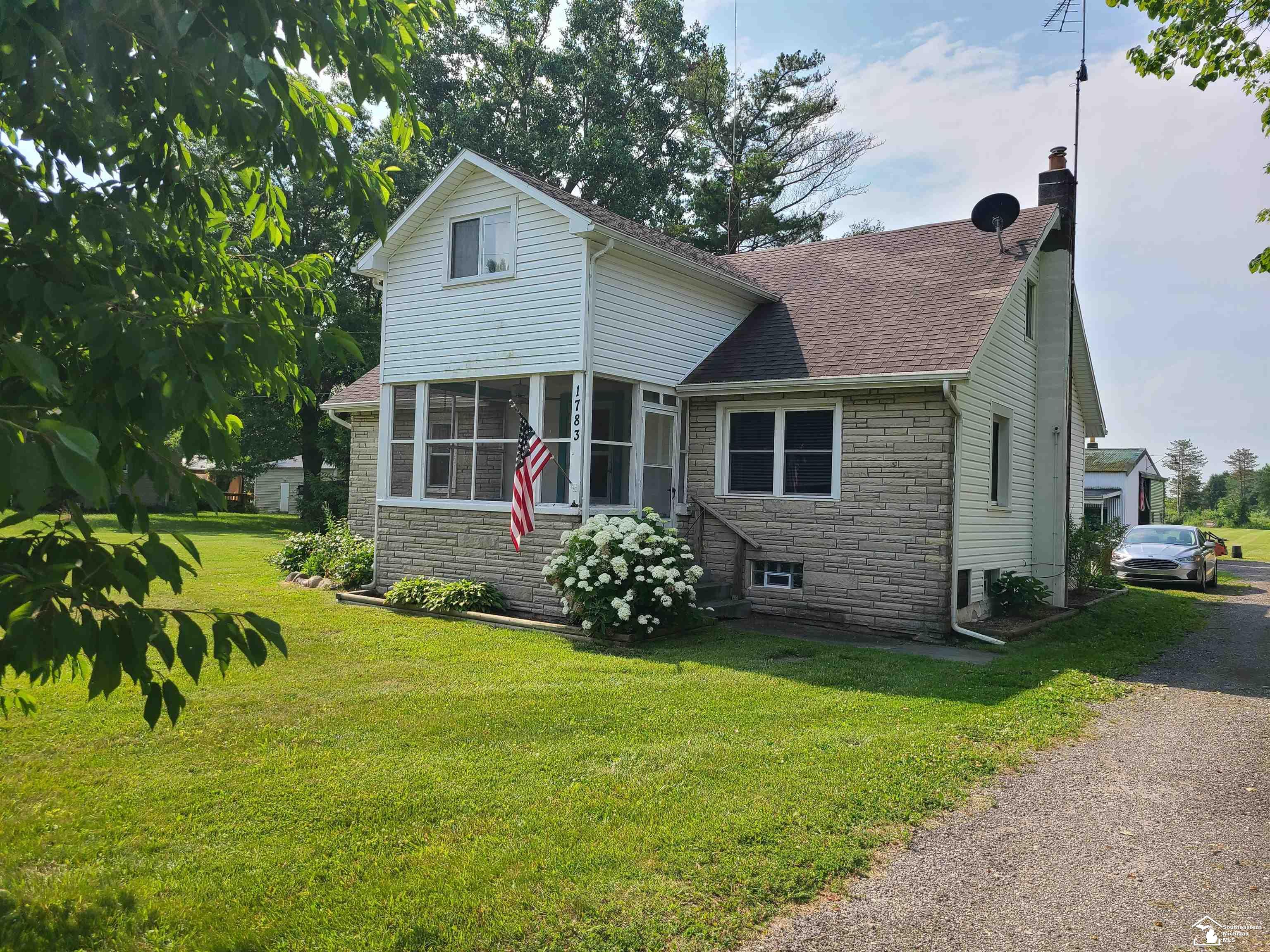 1783 Samaria Road Temperance, MI 48182 - Photo 1 of 27