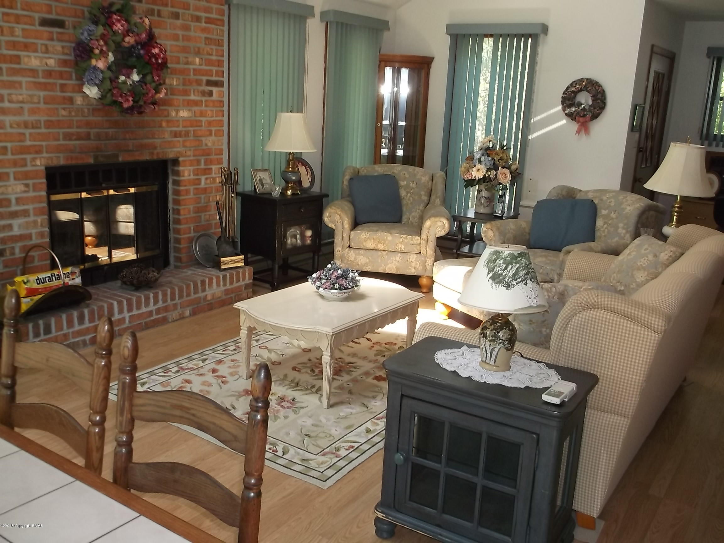 1466 Clover Road Long Pond, PA 18334 - Photo 2 of 21 Living Room