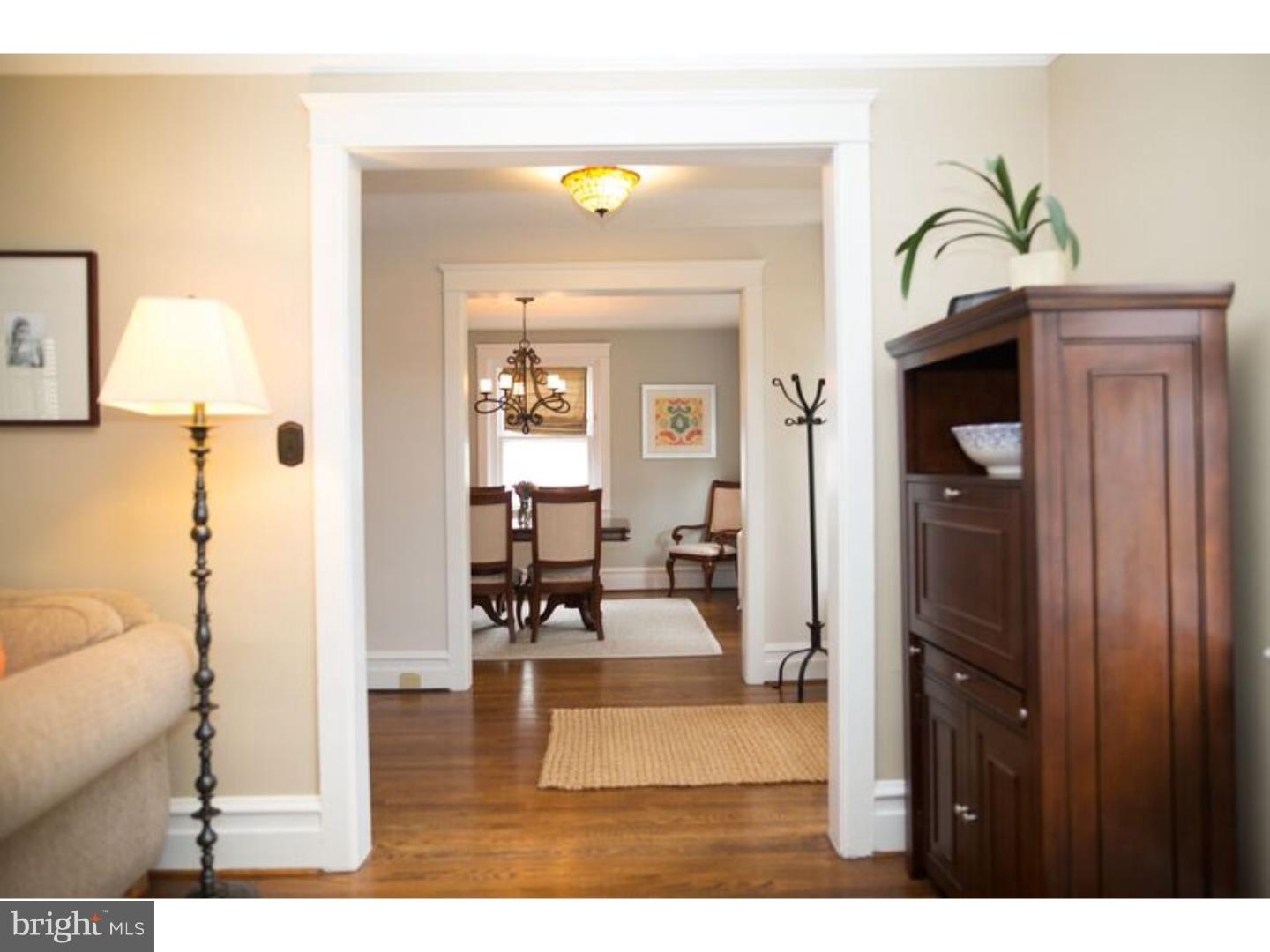 407 Old Lancaster Road Berwyn, PA 19312 - Photo 5 of 25 Living Room