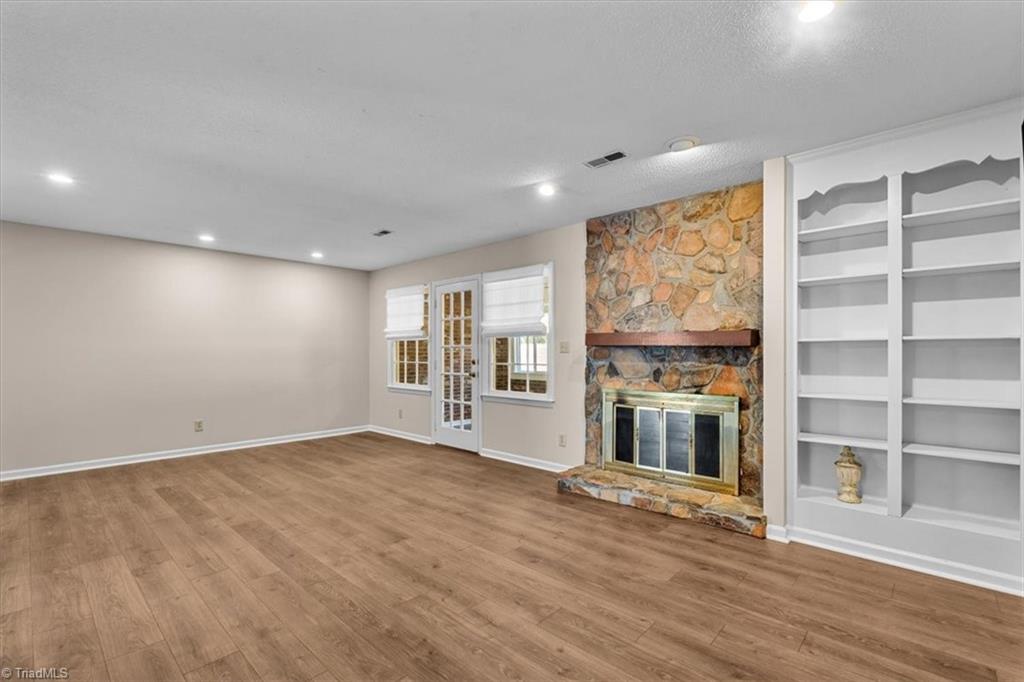 5008 Tower Road Greensboro, NC 27410 - Photo 5 of 31 Gallery Image 5