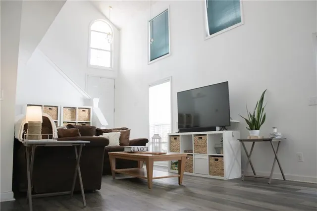 $447,500 | 840 Camelon Court, Alpharetta, GA 30004