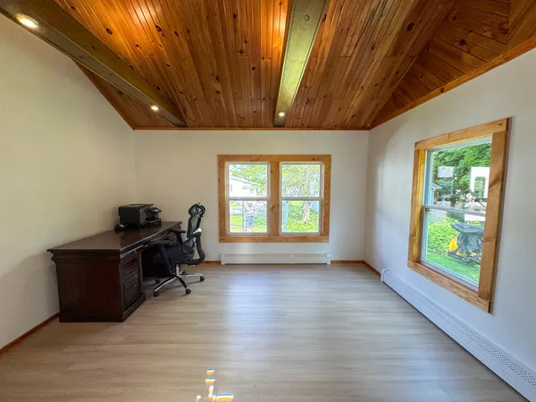 $218,000 | 26 Hale Street, Lincoln, ME 04457