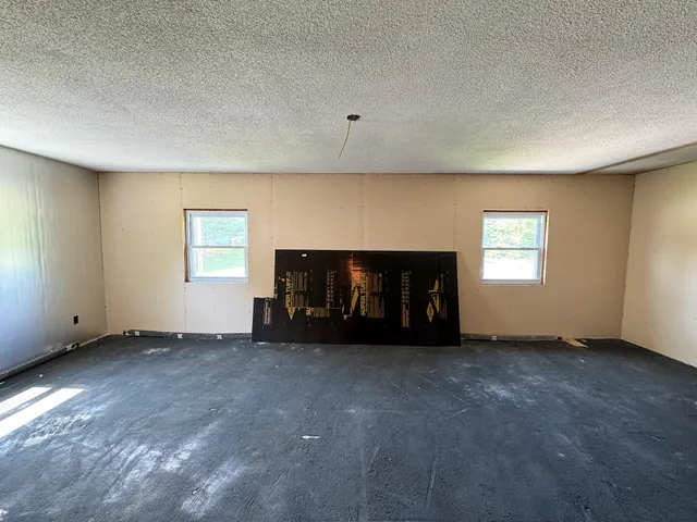 $220,000 | 26 Hale Street, Lincoln, ME 04457