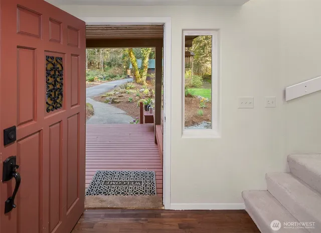 $1,400,000 | 7517 Moon Valley Road Southeast, North Bend, WA 98045