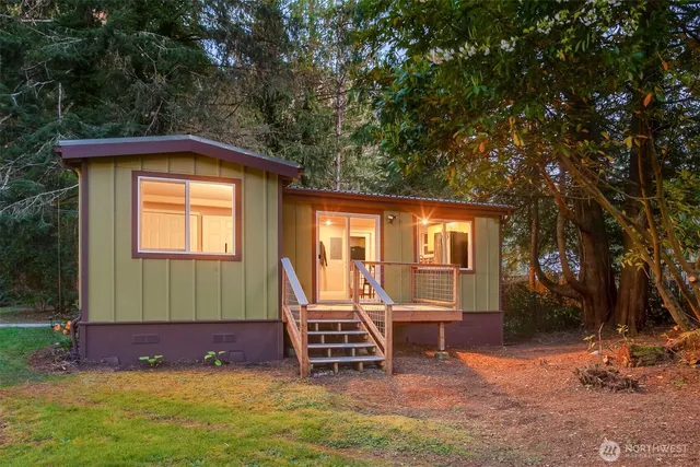 $1,400,000 | 7517 Moon Valley Road Southeast, North Bend, WA 98045