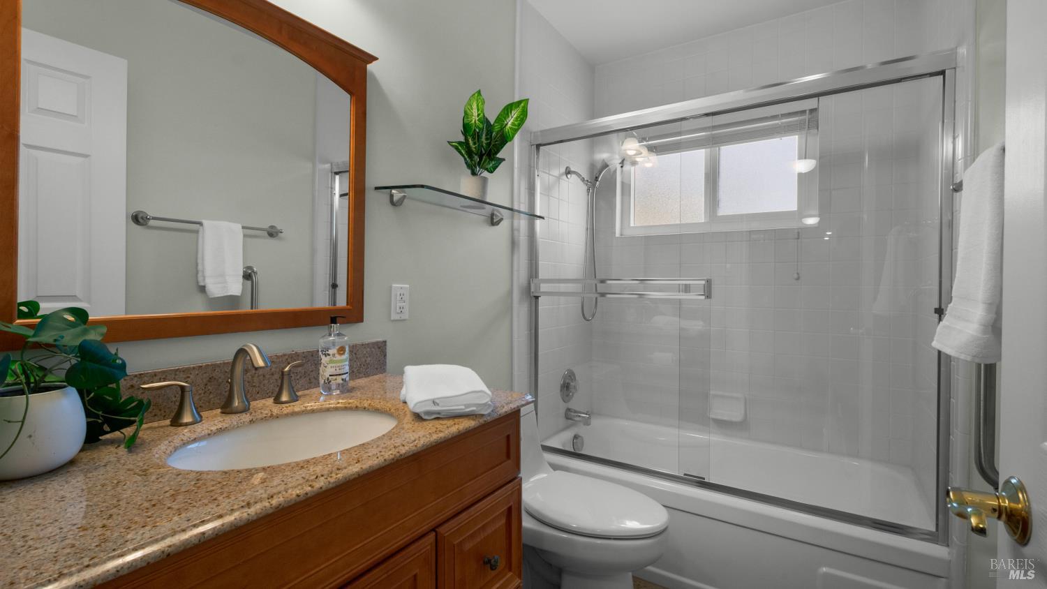 10 Corte Roble Novato, CA 94949 - Photo 26 of 34