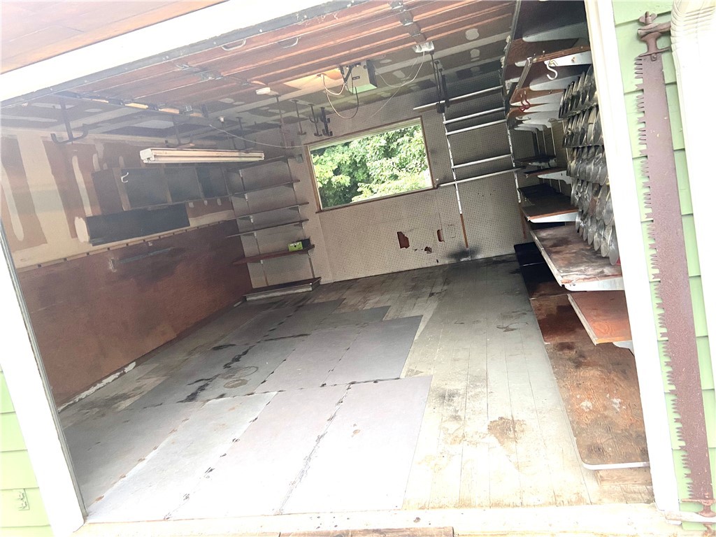 422 Center Place Everett, WA 98203 - Photo 34 of 34 a view of entryway