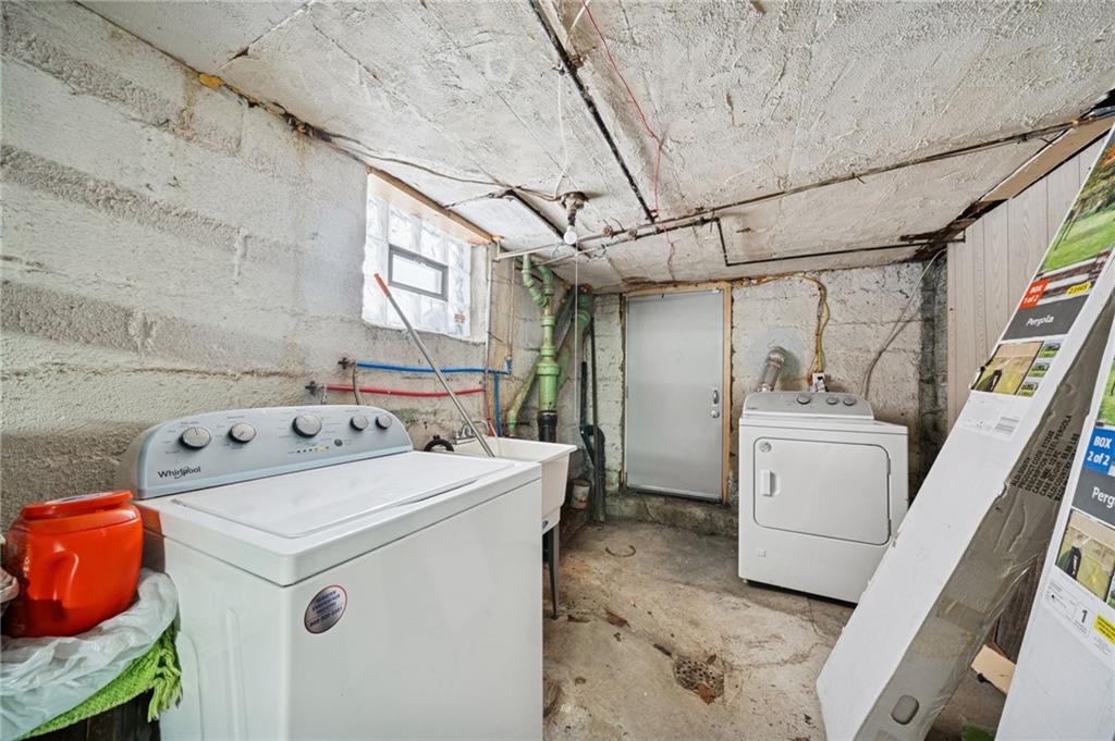 745 Anaheim Street Pittsburgh, PA 15219 - Photo 25 of 34