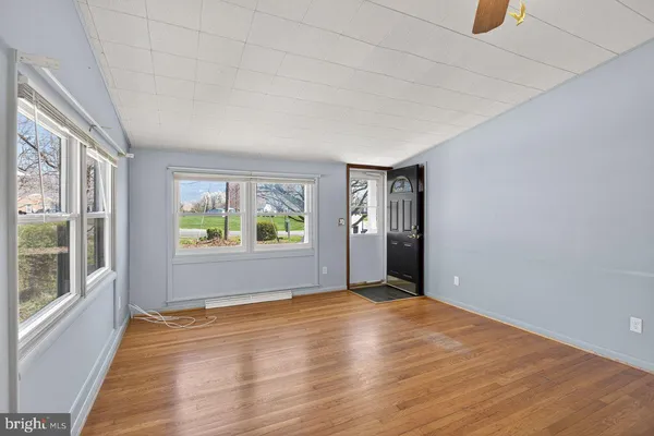 $259,900 | 5233 Boxwood Drive, Mount Jackson, VA 22842