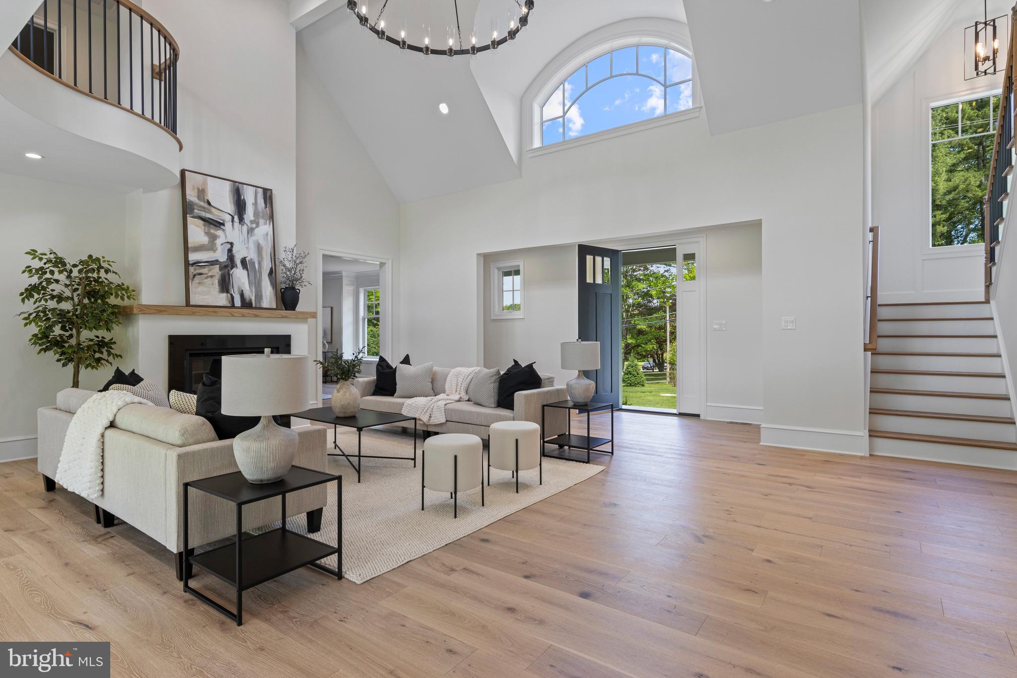 3718 Gradyville Road Newtown Square, PA 19073 - Photo 15 of 95 Great Room View Facing Main Entry