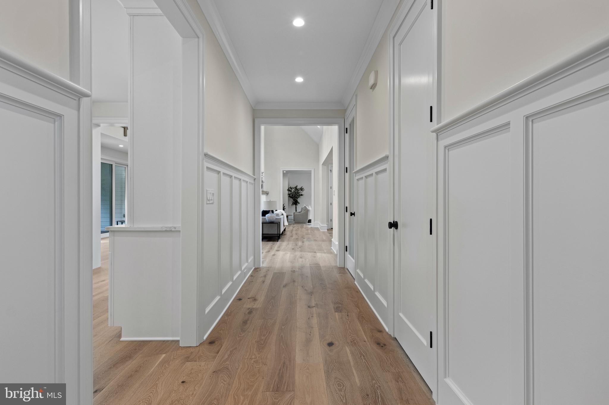 3718 Gradyville Road Newtown Square, PA 19073 - Photo 25 of 95 Hallway - Kitchen Entry on Left
