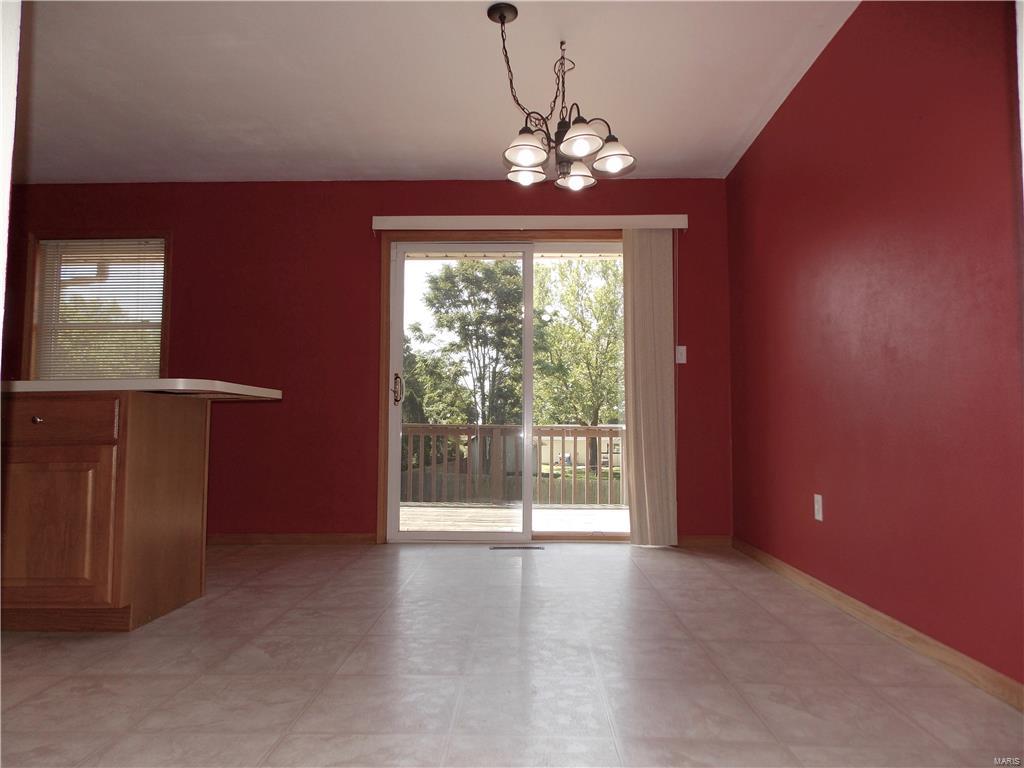 148 Gilmore Lake Road Columbia, IL 62236 - Photo 11 of 41 Gallery Image 11