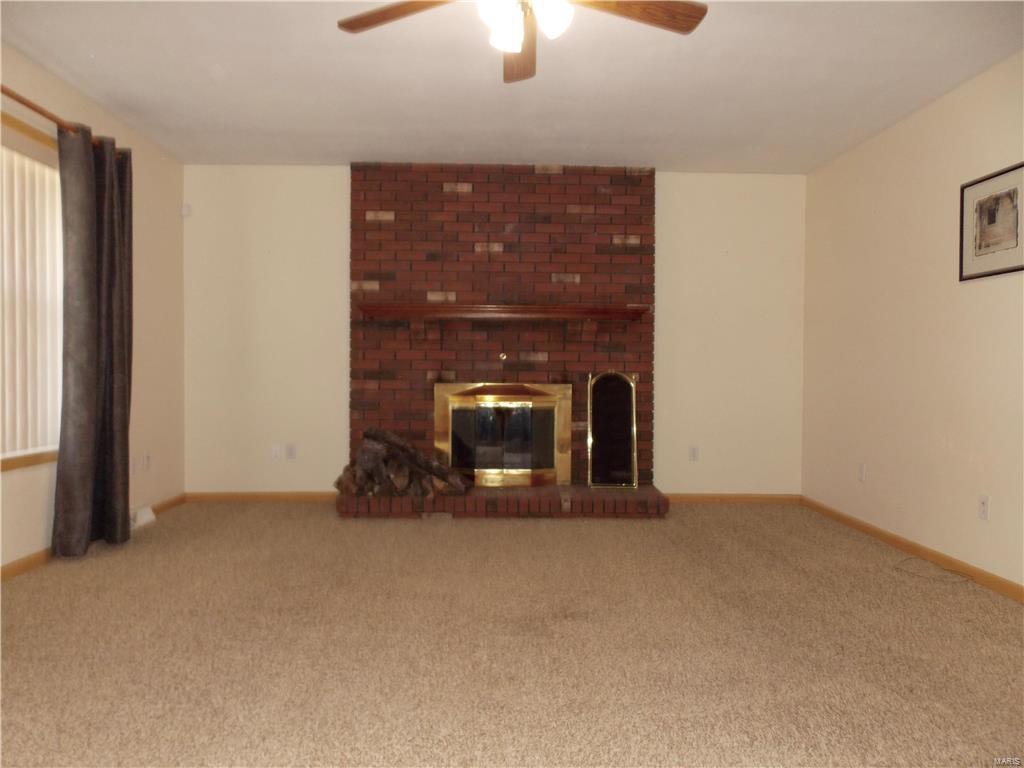148 Gilmore Lake Road Columbia, IL 62236 - Photo 12 of 41 Gallery Image 12