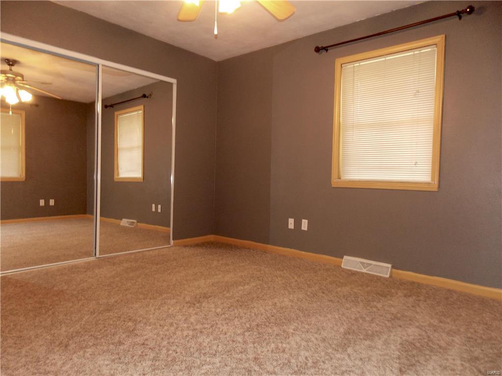 148 Gilmore Lake Road Columbia, IL 62236 - Photo 16 of 41 Gallery Image 16