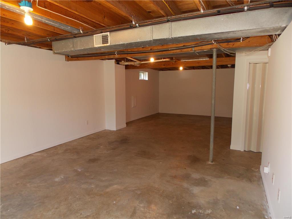 148 Gilmore Lake Road Columbia, IL 62236 - Photo 32 of 41 Gallery Image 32