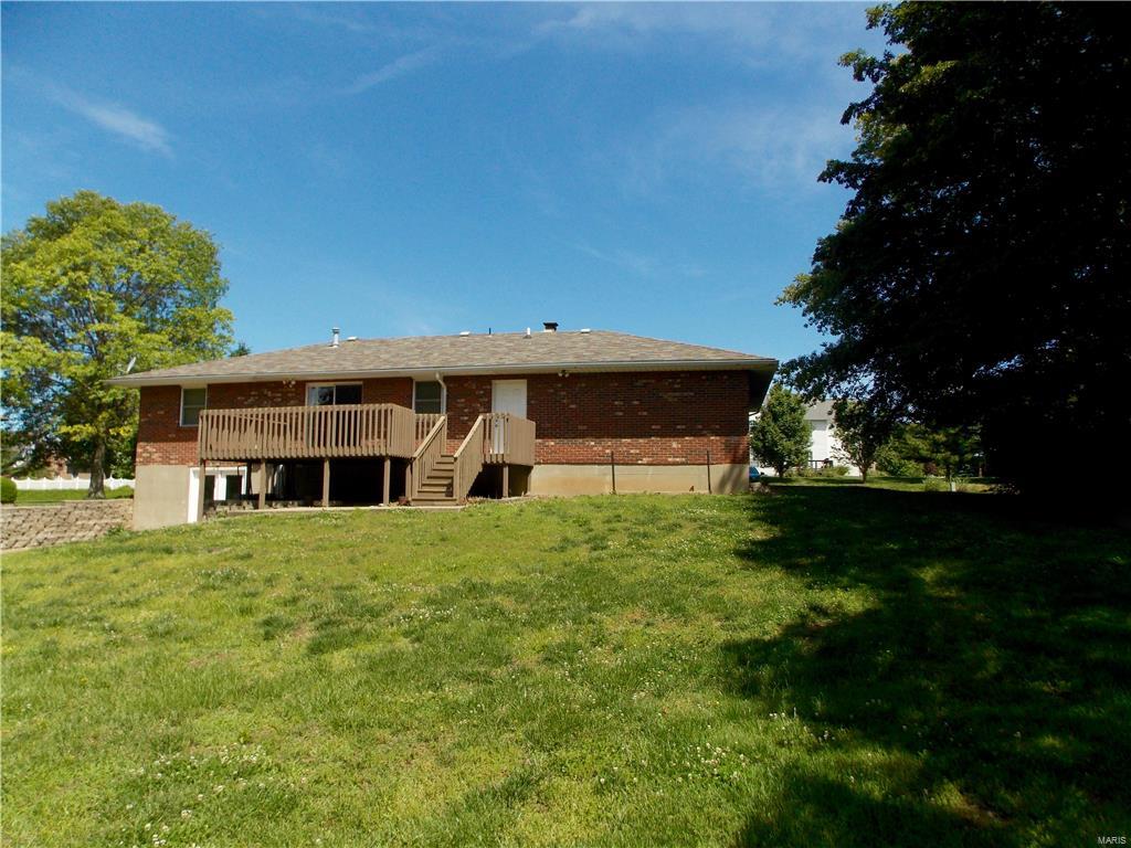 148 Gilmore Lake Road Columbia, IL 62236 - Photo 36 of 41 Gallery Image 36
