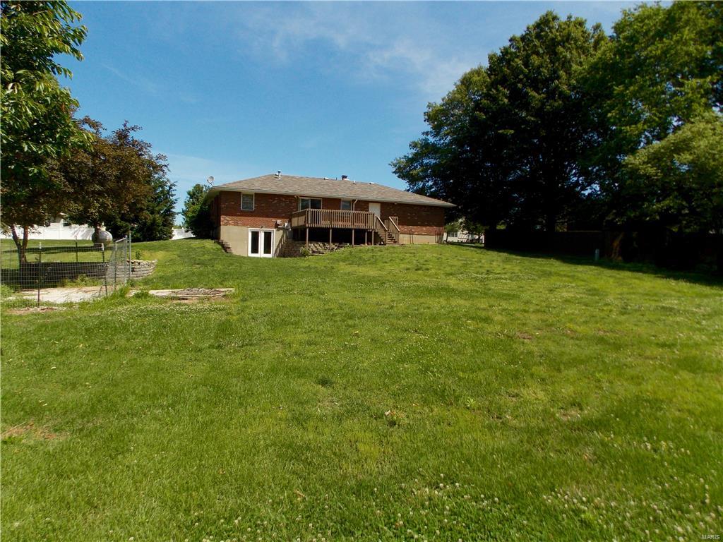 148 Gilmore Lake Road Columbia, IL 62236 - Photo 37 of 41 Gallery Image 37