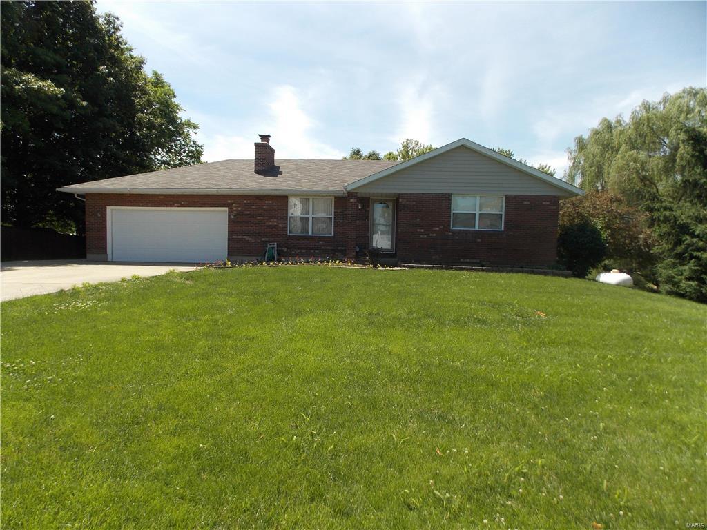148 Gilmore Lake Road Columbia, IL 62236 - Photo 40 of 41 Gallery Image 40
