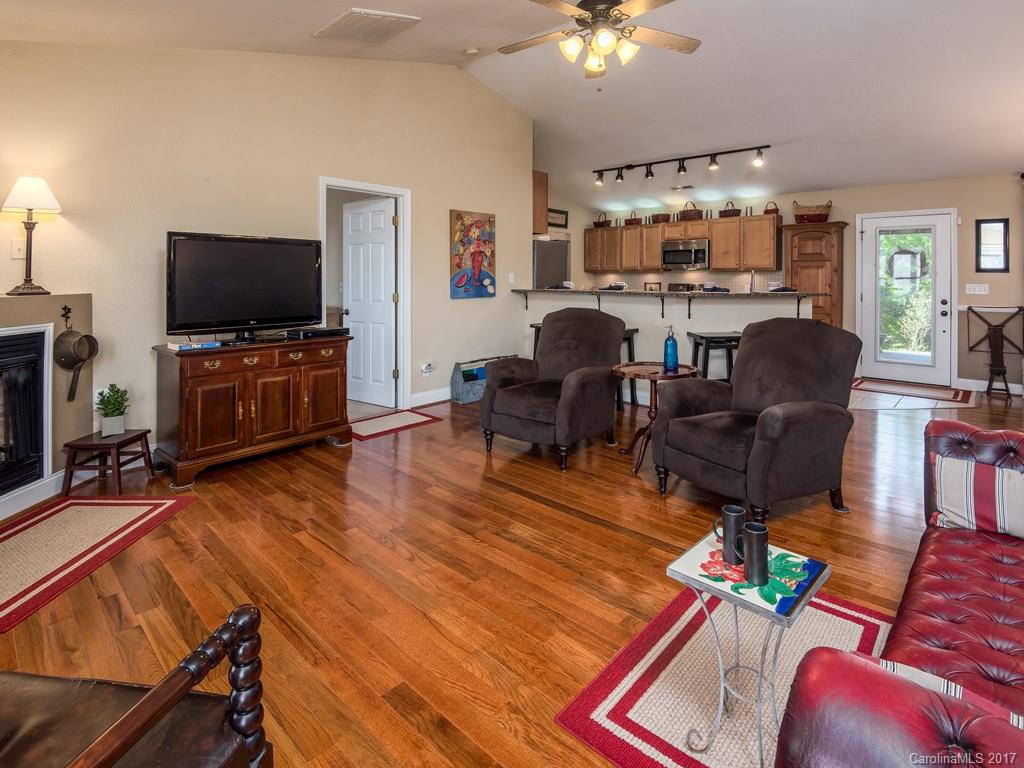 128 Sharon Ridge Court Fairview, NC 28730 - Photo 7 of 24 Gallery Image 7