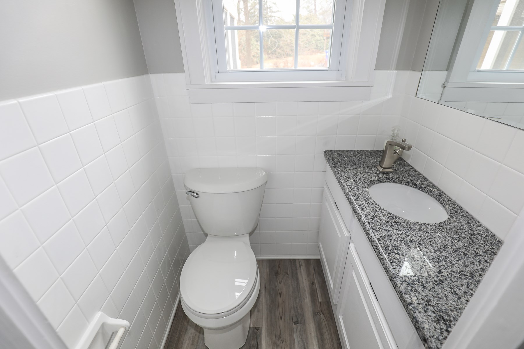 534 Smyth Road Manchester, NH 03104 - Photo 13 of 40