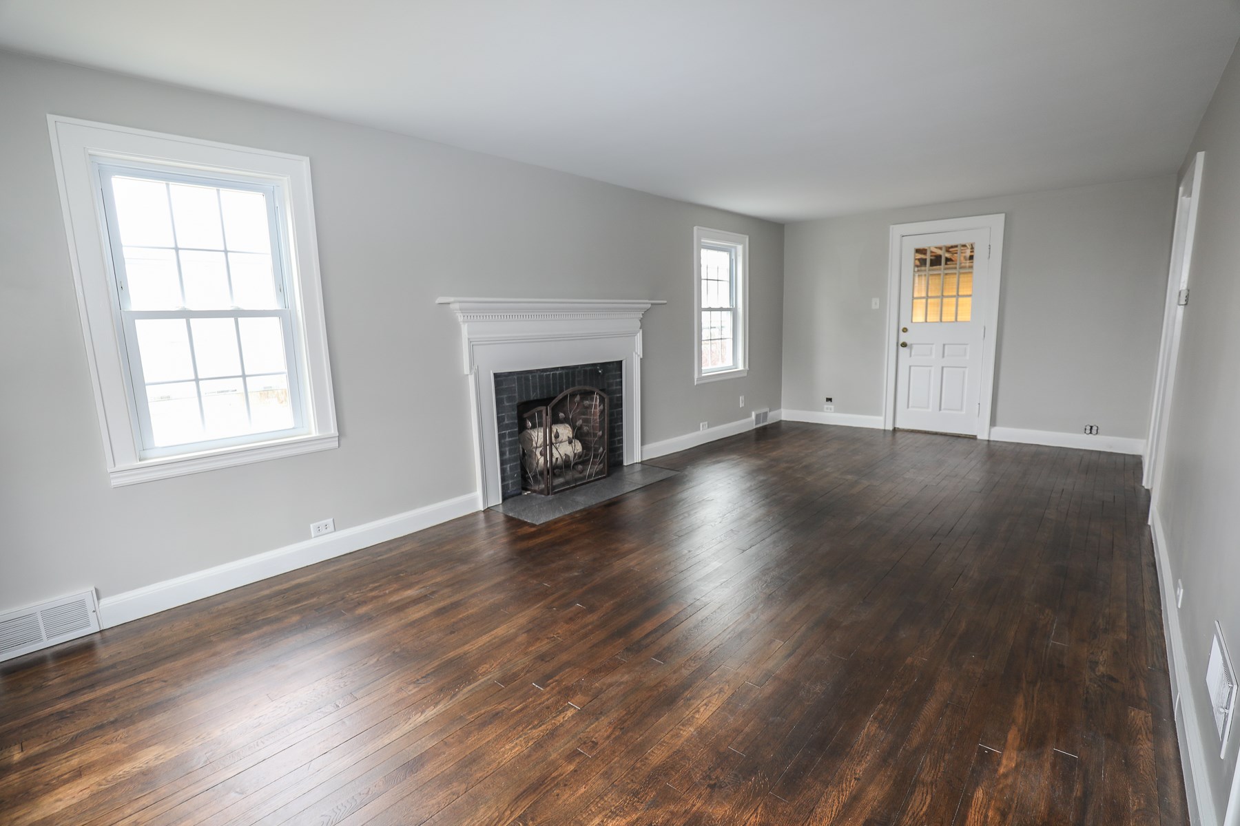 534 Smyth Road Manchester, NH 03104 - Photo 16 of 40