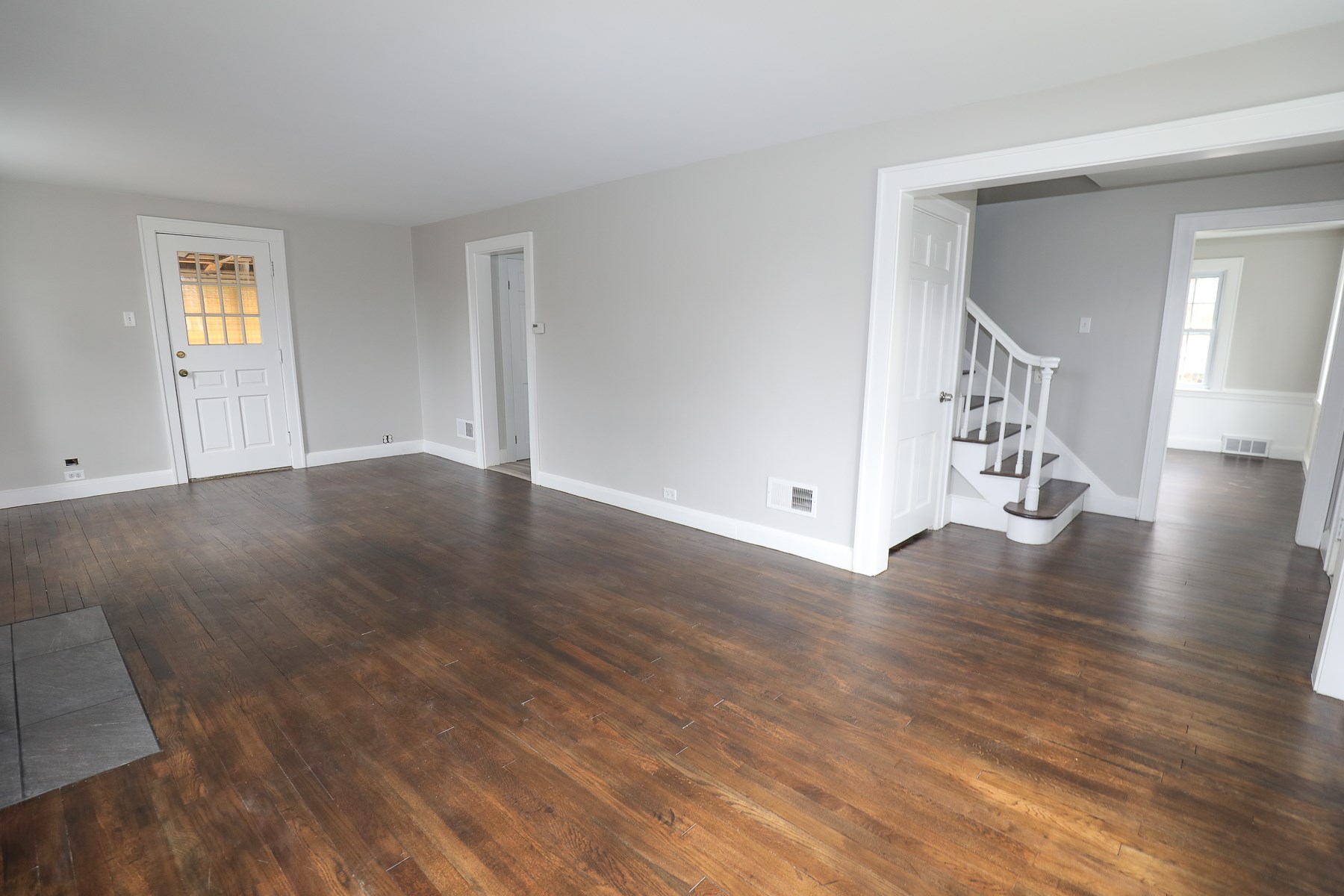 534 Smyth Road Manchester, NH 03104 - Photo 17 of 40