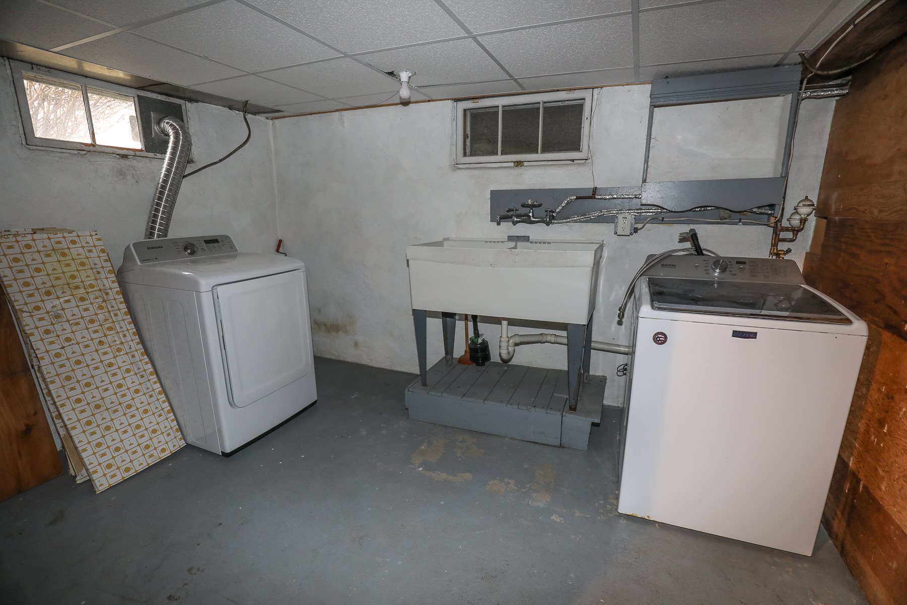 534 Smyth Road Manchester, NH 03104 - Photo 21 of 40