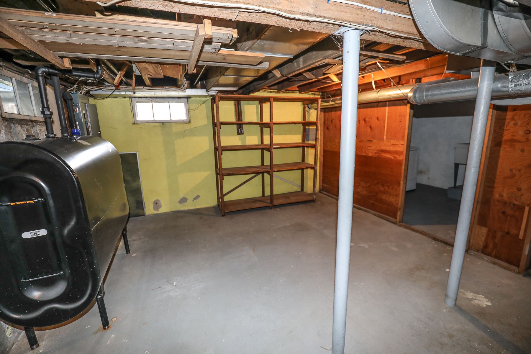 534 Smyth Road Manchester, NH 03104 - Photo 23 of 40
