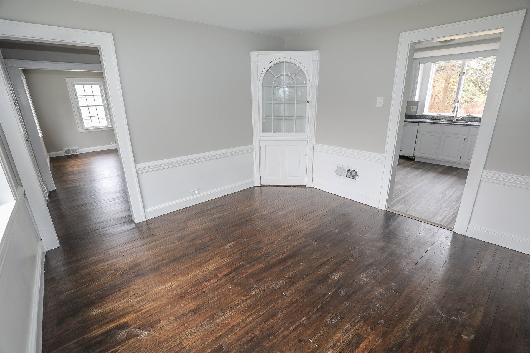 534 Smyth Road Manchester, NH 03104 - Photo 26 of 40