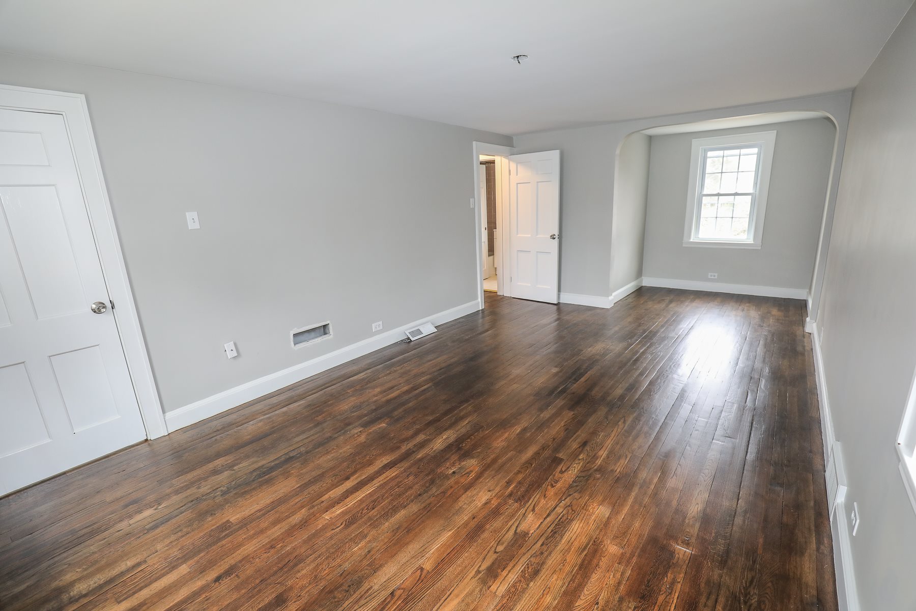 534 Smyth Road Manchester, NH 03104 - Photo 32 of 40