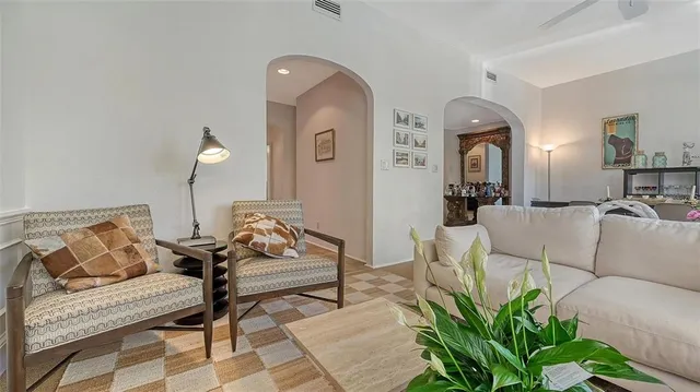 $697,500 | 33 Bishopscourt Road, Unit 118, Osprey, FL 34229