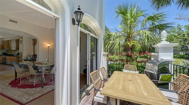 $697,500 | 33 Bishopscourt Road, Unit 118, Osprey, FL 34229