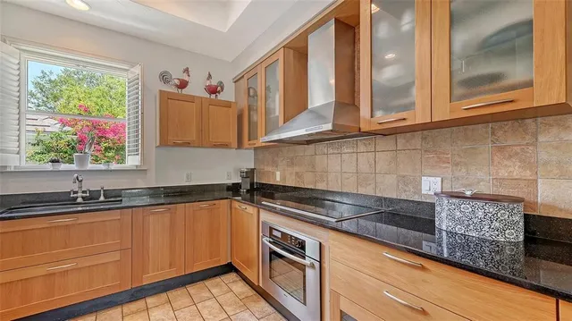 $697,500 | 33 Bishopscourt Road, Unit 118, Osprey, FL 34229