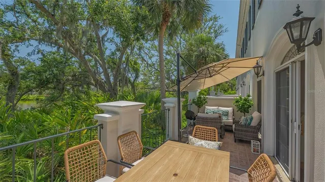 $697,500 | 33 Bishopscourt Road, Unit 118, Osprey, FL 34229