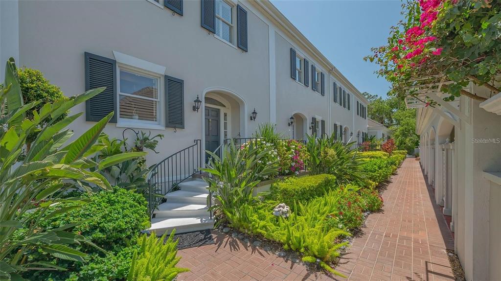 33 Bishopscourt Road, Unit 118 Osprey, FL 34229 - Photo 39 of 69