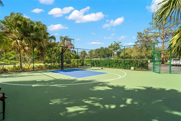 $697,500 | 33 Bishopscourt Road, Unit 118, Osprey, FL 34229