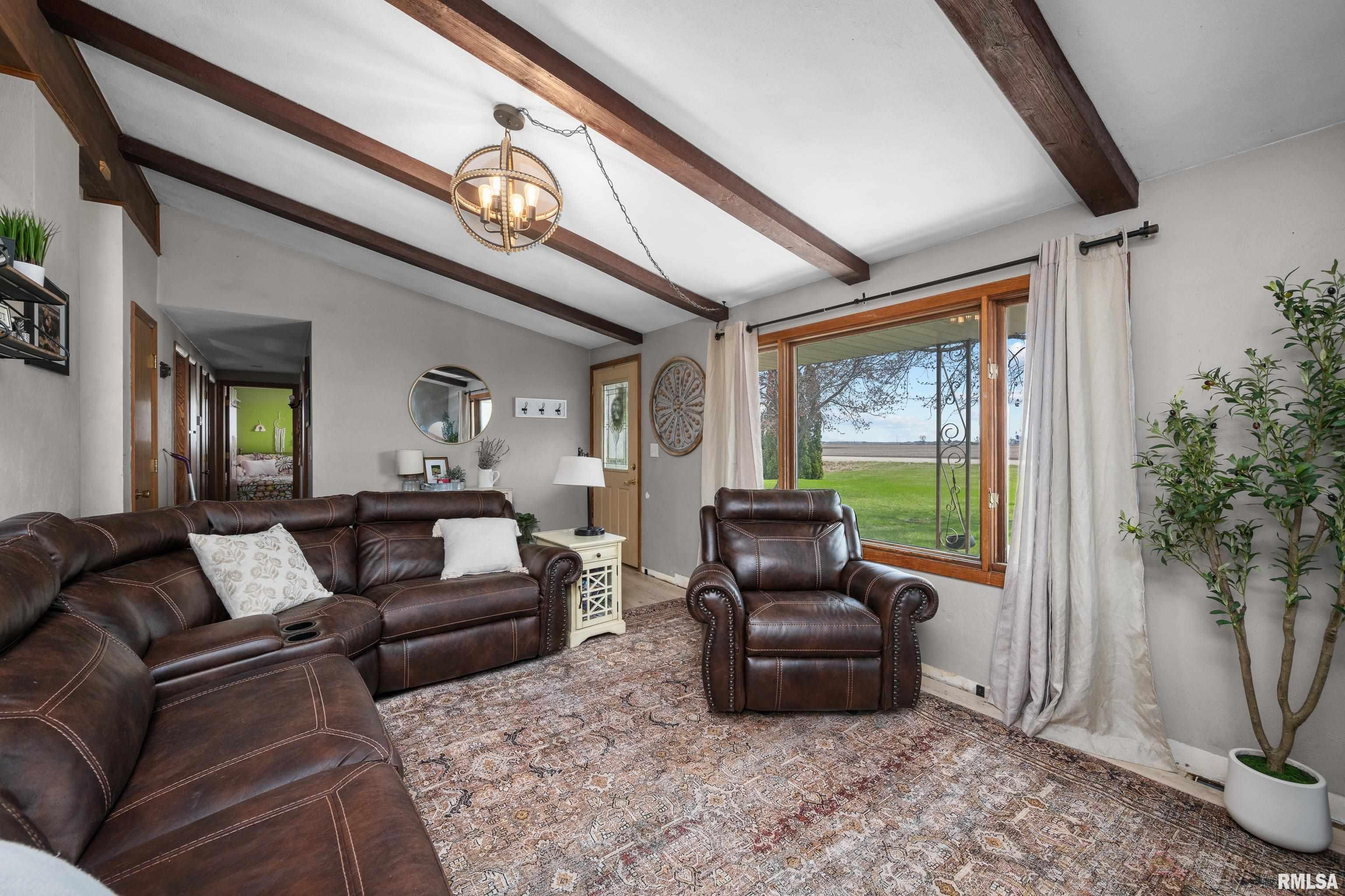 26012 Territorial Road Le Claire, IA 52753 - Photo 13 of 31 Gallery Image 13