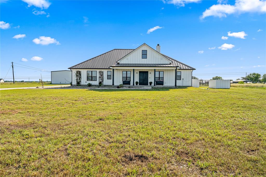 251 Willow Moon Ranch Road Crawford, TX 76638 - Photo 2 of 40