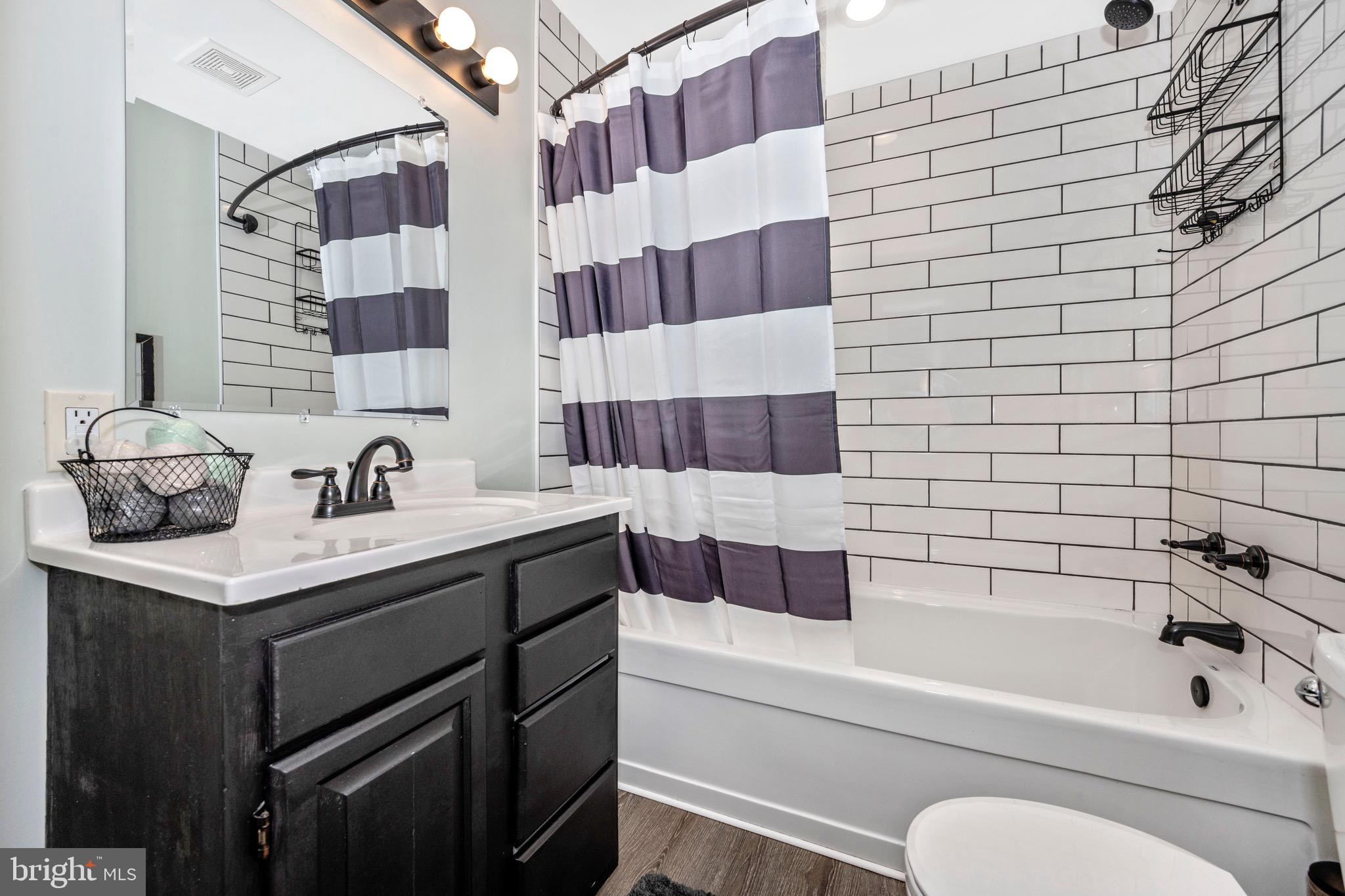 3609 Roop Road New Windsor, MD 21776 - Photo 33 of 72 Master Bath