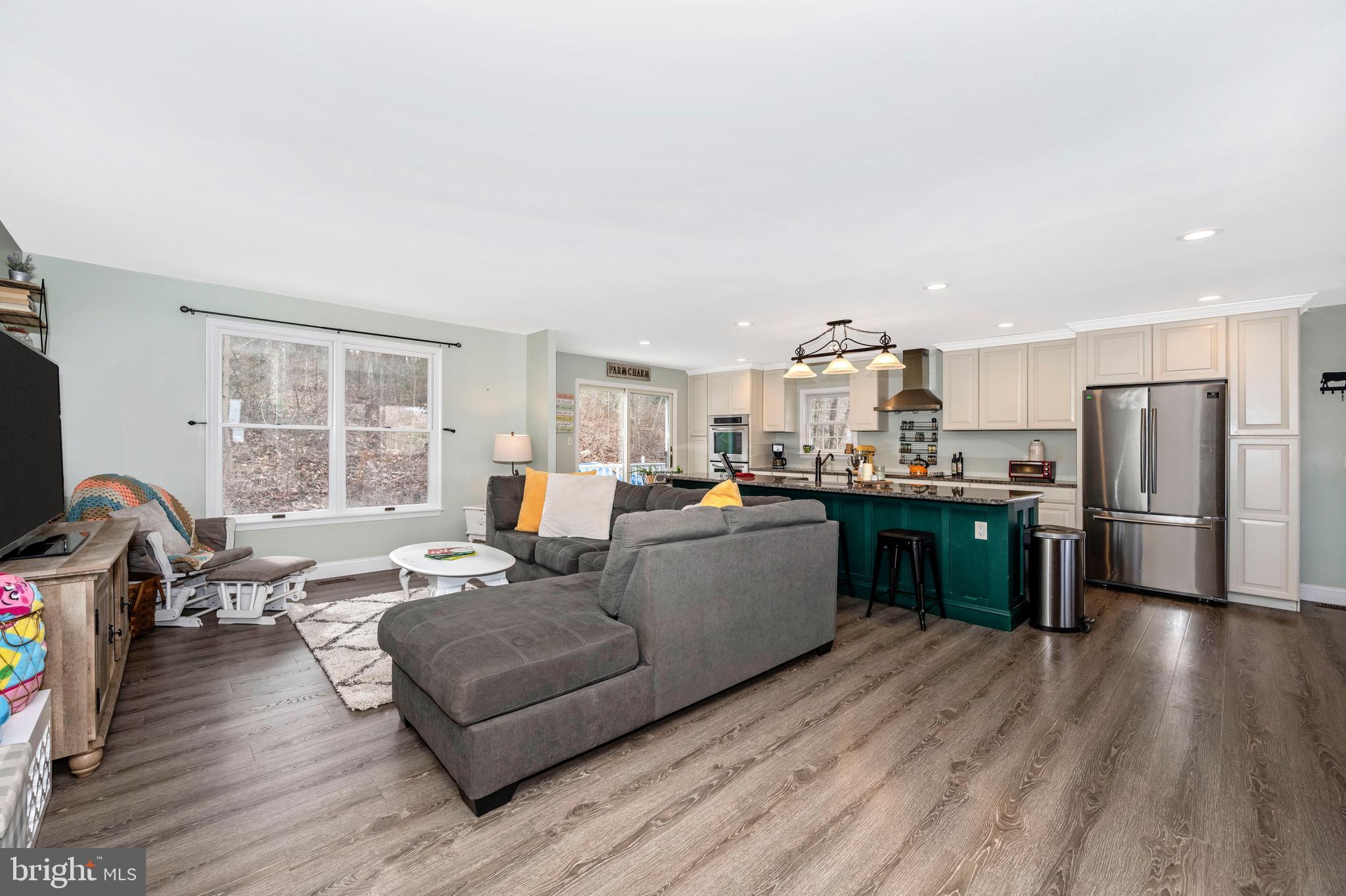 3609 Roop Road New Windsor, MD 21776 - Photo 8 of 72