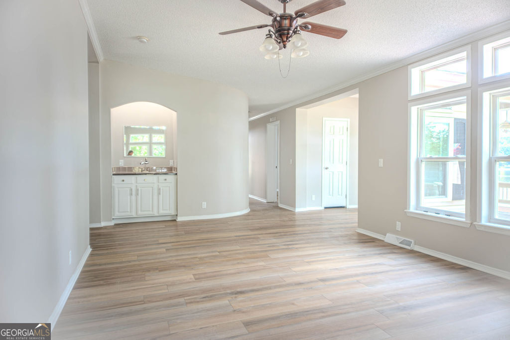 25 Deep Water Road Mansfield, GA 30055 - Photo 15 of 41