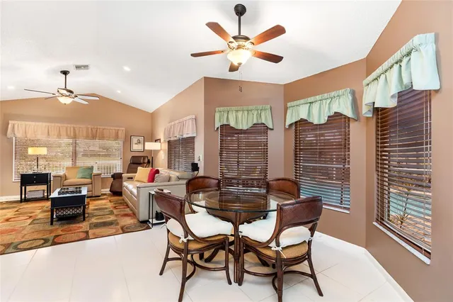 $800,000 | 6660 Northwest 75th Place, Parkland, FL 33067