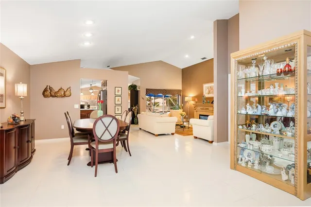 $800,000 | 6660 Northwest 75th Place, Parkland, FL 33067