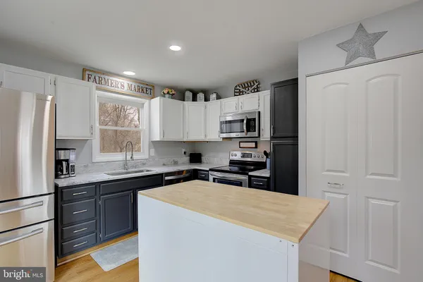 $499,990 | 2819 Glasgow Way, North Beach, MD 20714