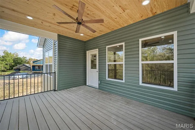 $355,000 | 1 Oak At Park Hills, Warrenton, MO 63383