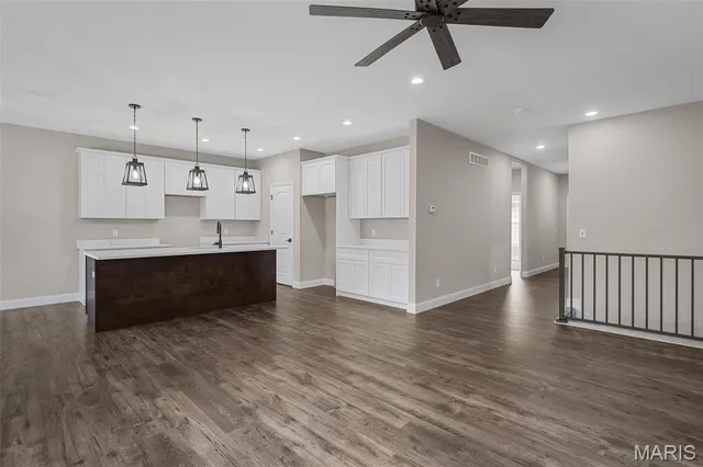 $355,000 | 1 Oak At Park Hills, Warrenton, MO 63383