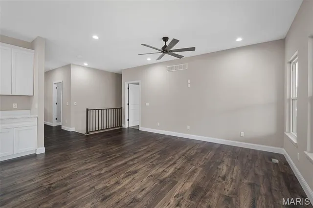 $355,000 | 1 Oak At Park Hills, Warrenton, MO 63383