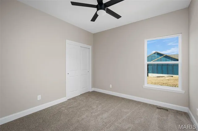 $355,000 | 1 Oak At Park Hills, Warrenton, MO 63383