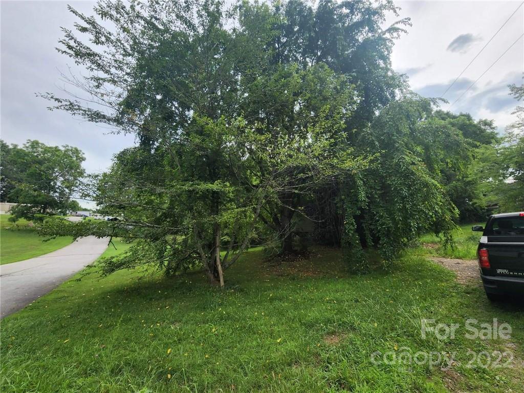 14 Rutledge Road Fletcher, NC 28732 - Photo 8 of 11 Gallery Image 8