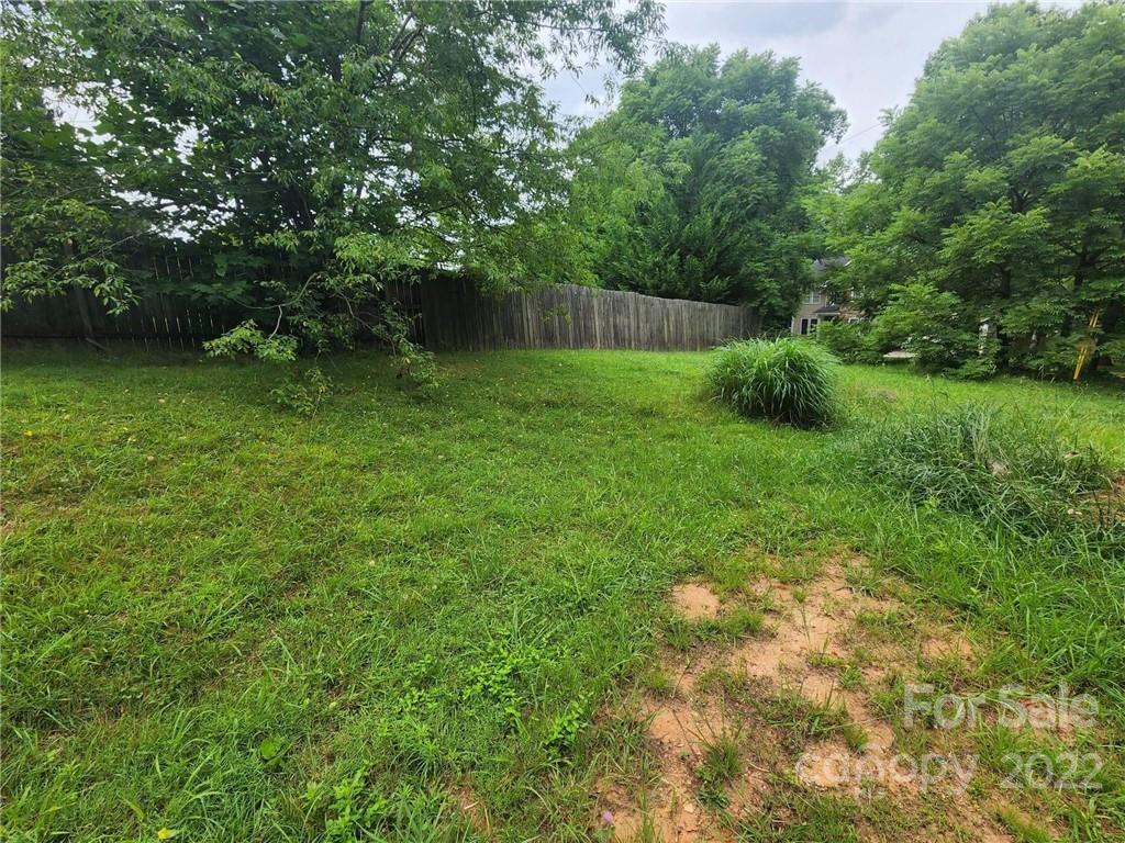 14 Rutledge Road Fletcher, NC 28732 - Photo 10 of 11 Gallery Image 10